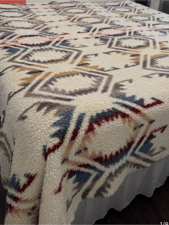 Pendleton Other - Pendleton Sherpa blanket